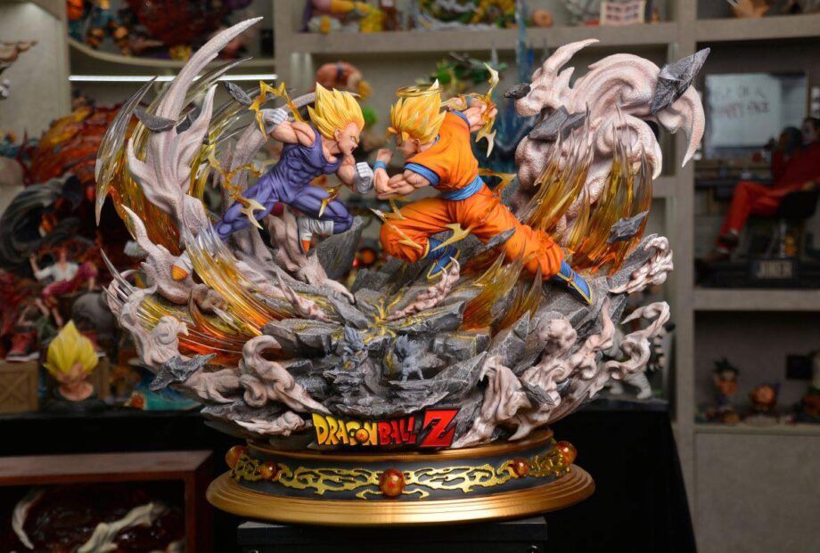 Goku SSJ 2 vs Majin Vegeta - WL Studio Dragon Ball | Toyroom